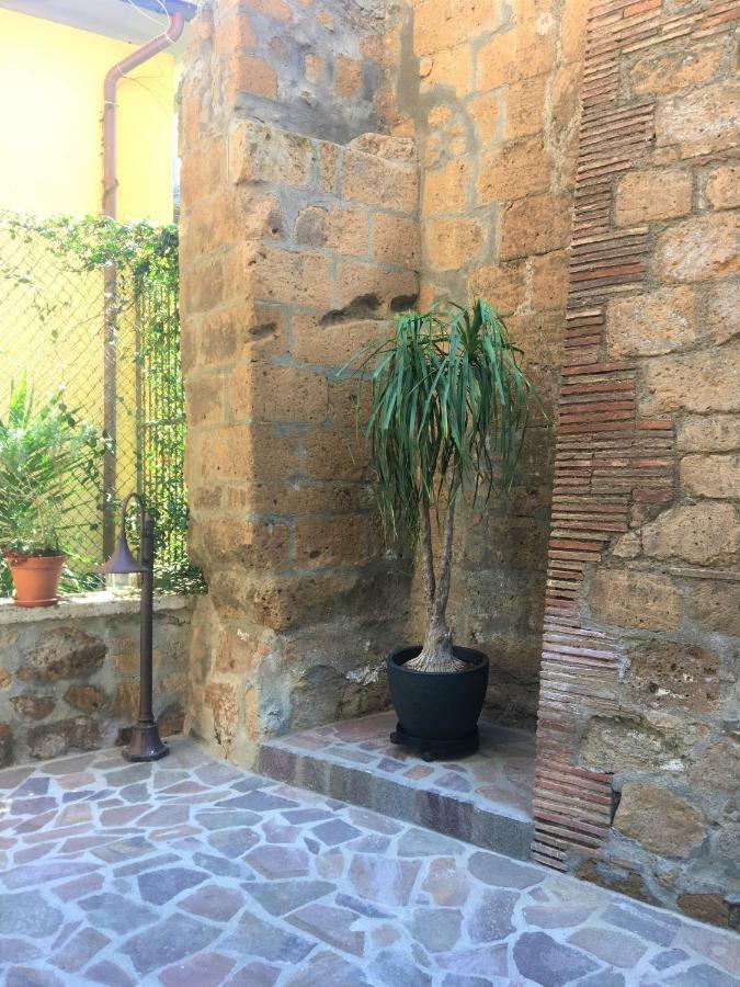 Industrial Chic House - Private Parking Hotell Orvieto Eksteriør bilde